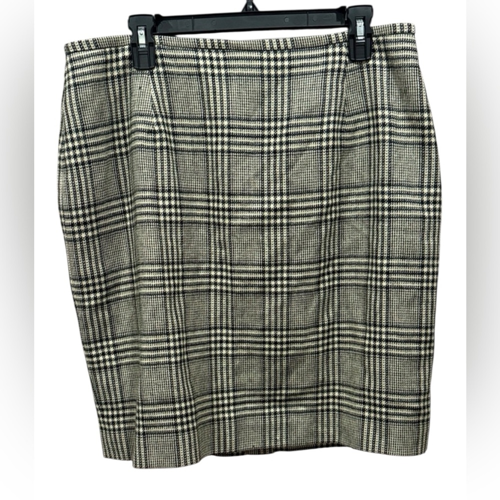 Vintage Evan Picone 100% Wool Plaid Black and White Knee Length Pencil Skirt